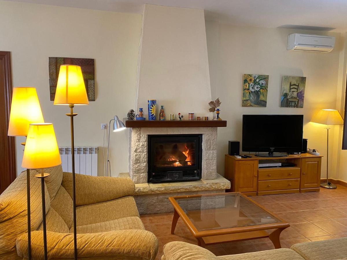 Willa Casa Rural Con Chimenea, Barbacoa, Terraza Y Solarium Illar Zewnętrze zdjęcie